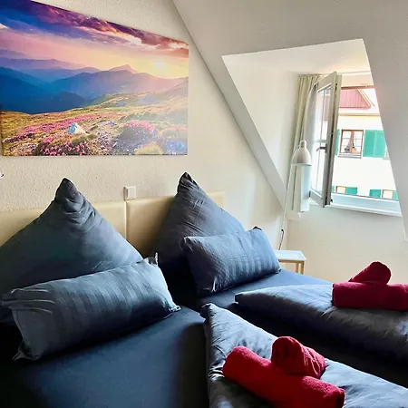 Seeblick - Chice Maisonette Ueber Den Daechern Von * Meersburg