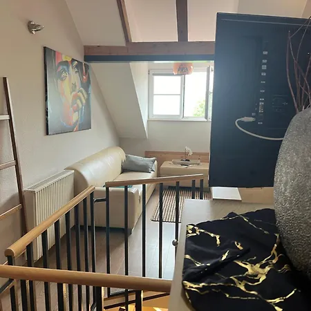 Seeblick - Chice Maisonette Ueber Den Daechern Von Apartment Meersburg
