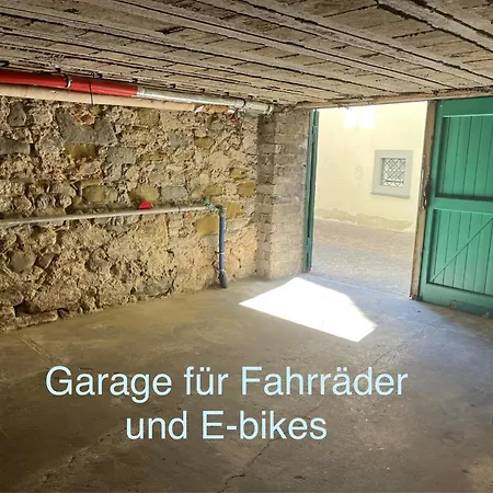 Apartment Seeblick - Chice Maisonette Ueber Den Daechern Von Meersburg